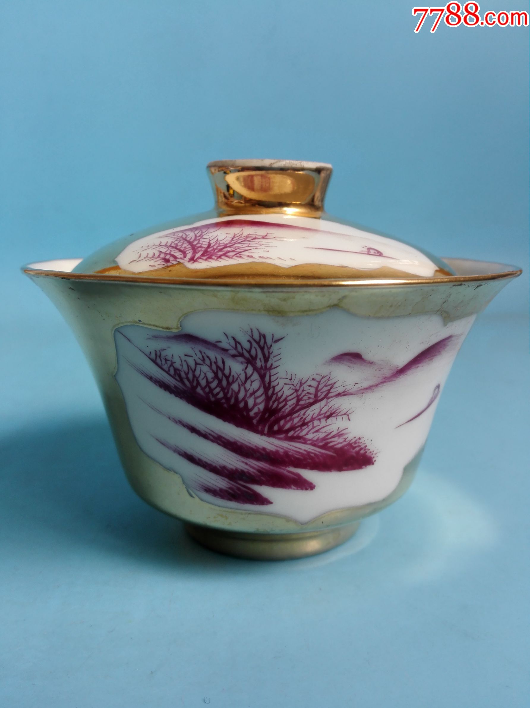 民国名家袁生盛作金彩开光珊瑚红山水纹茶盖碗1套