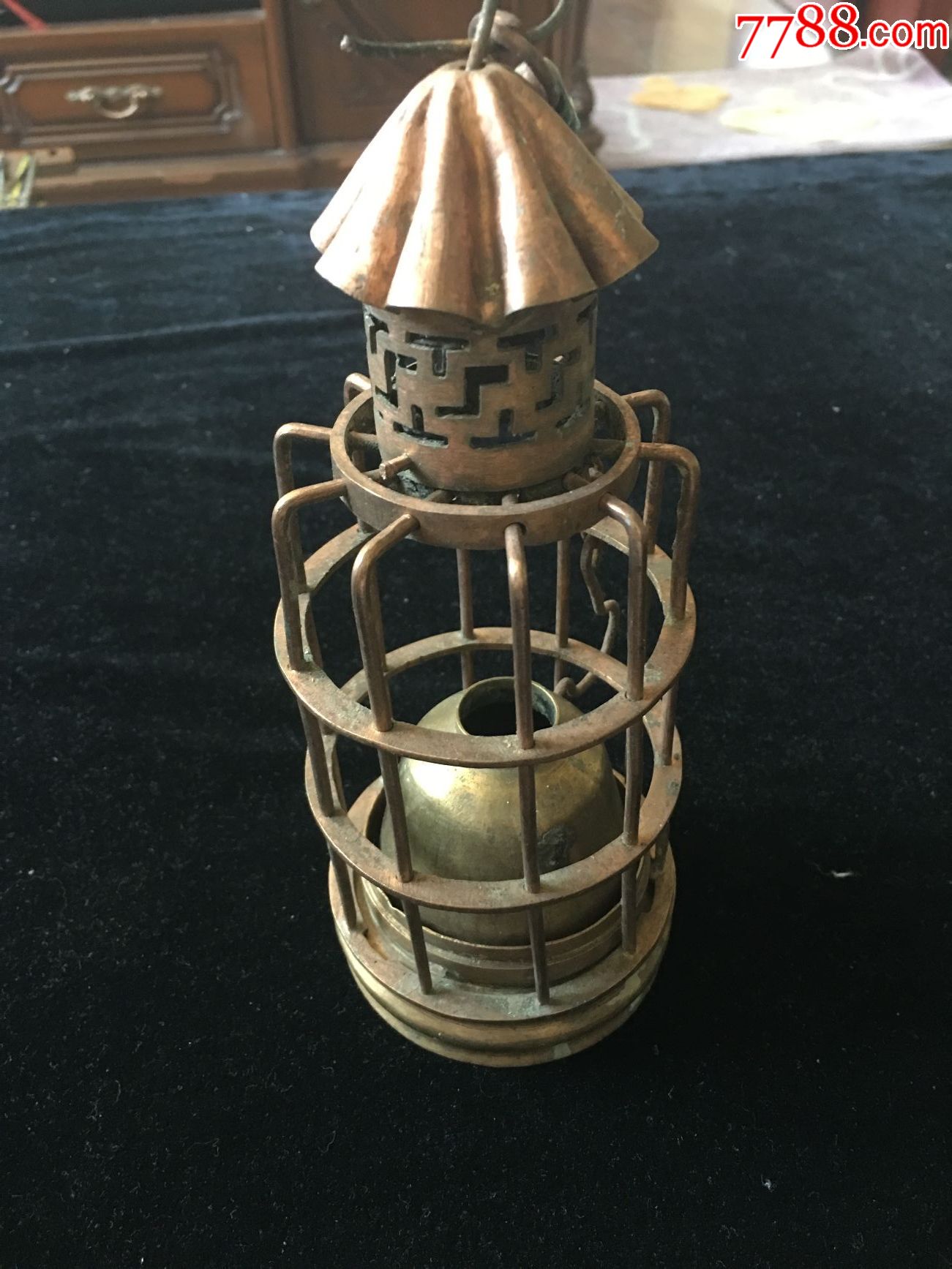 铜制清代鸦片烟灯