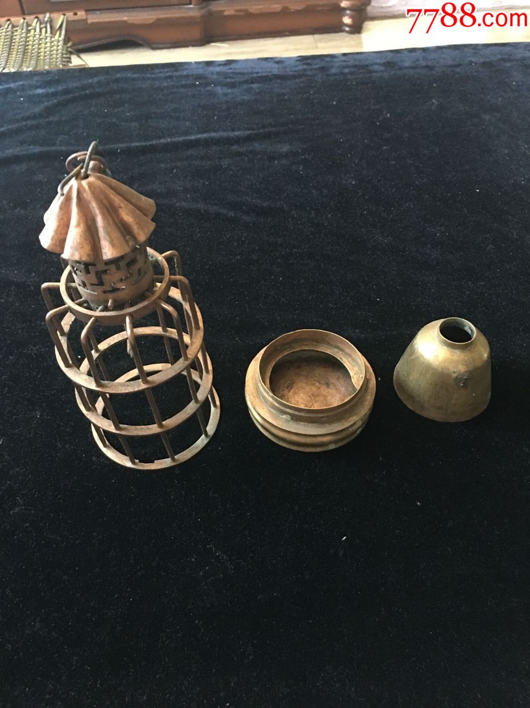 铜制清代鸦片烟灯