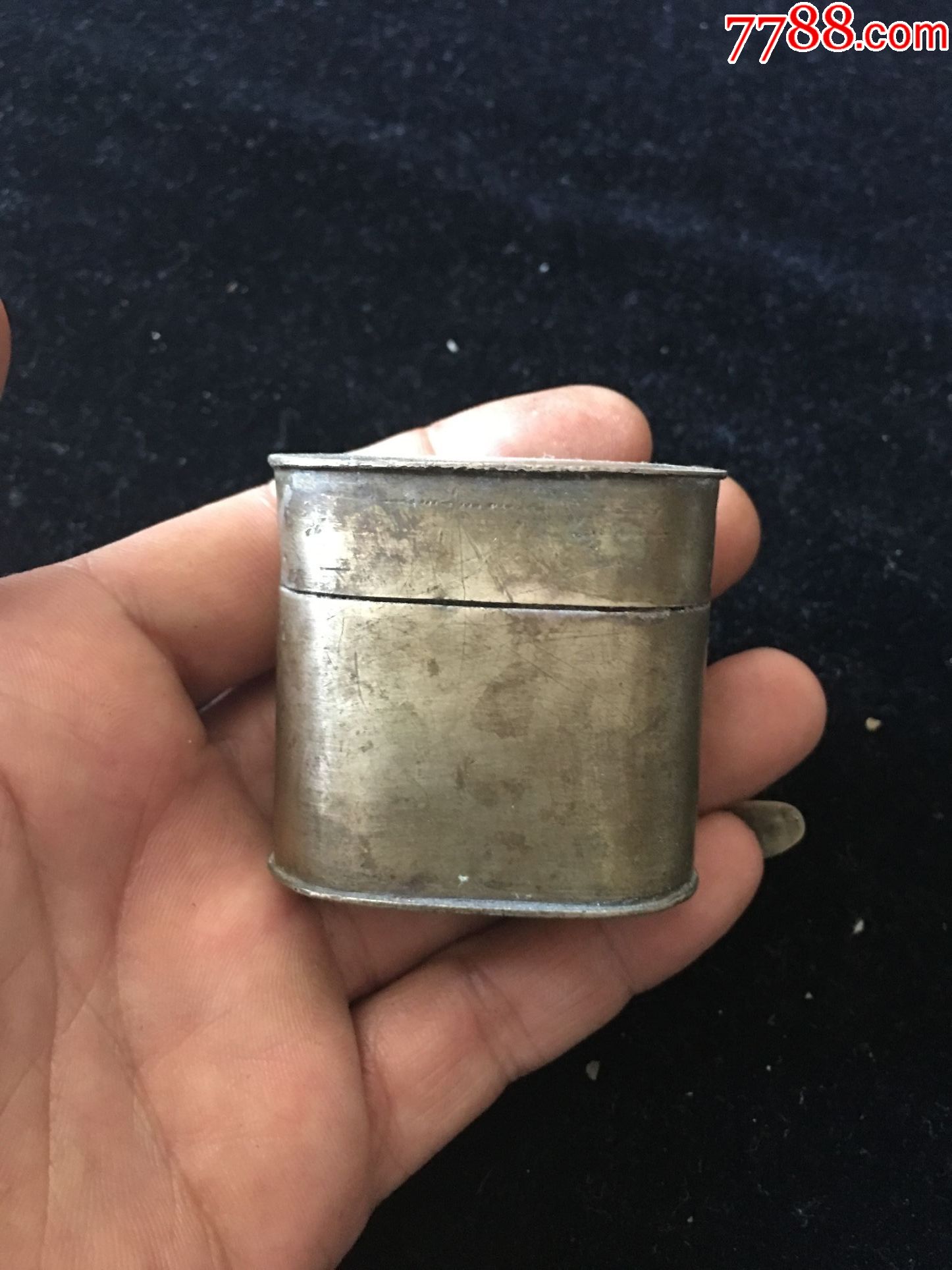 清代陈莲记素面鸦片烟膏盒