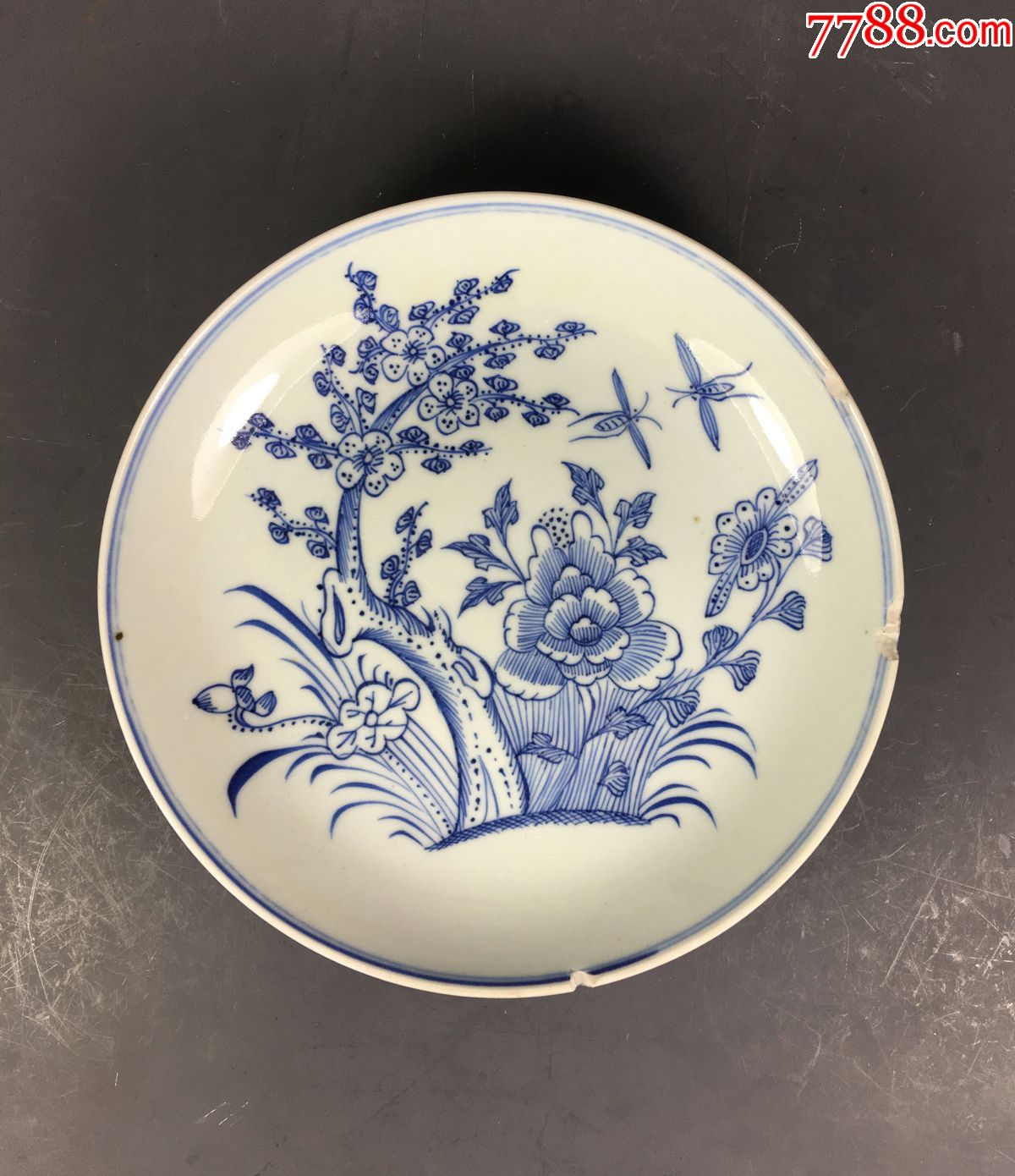 清三代乾隆年稀少花纹线描花鸟青花大盘