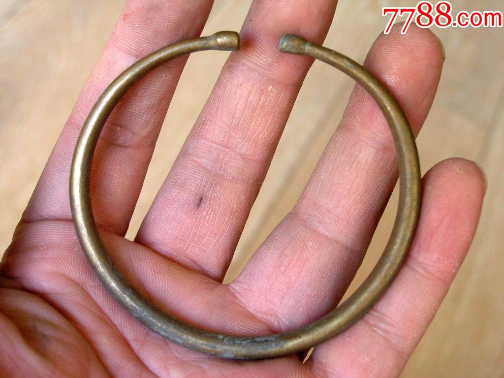 怀旧收藏1706边疆民族地区早期活口全铜手镯7cm