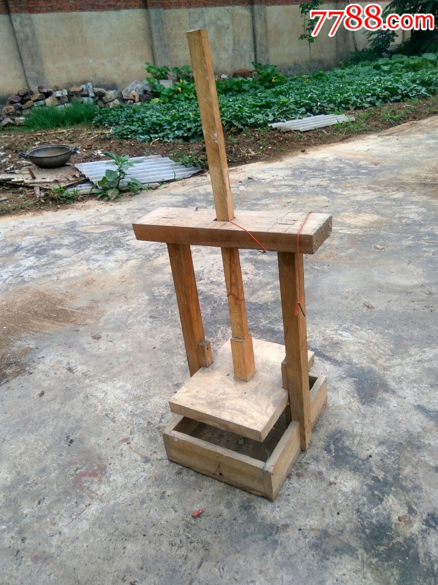 旧社会捕鼠用的器具