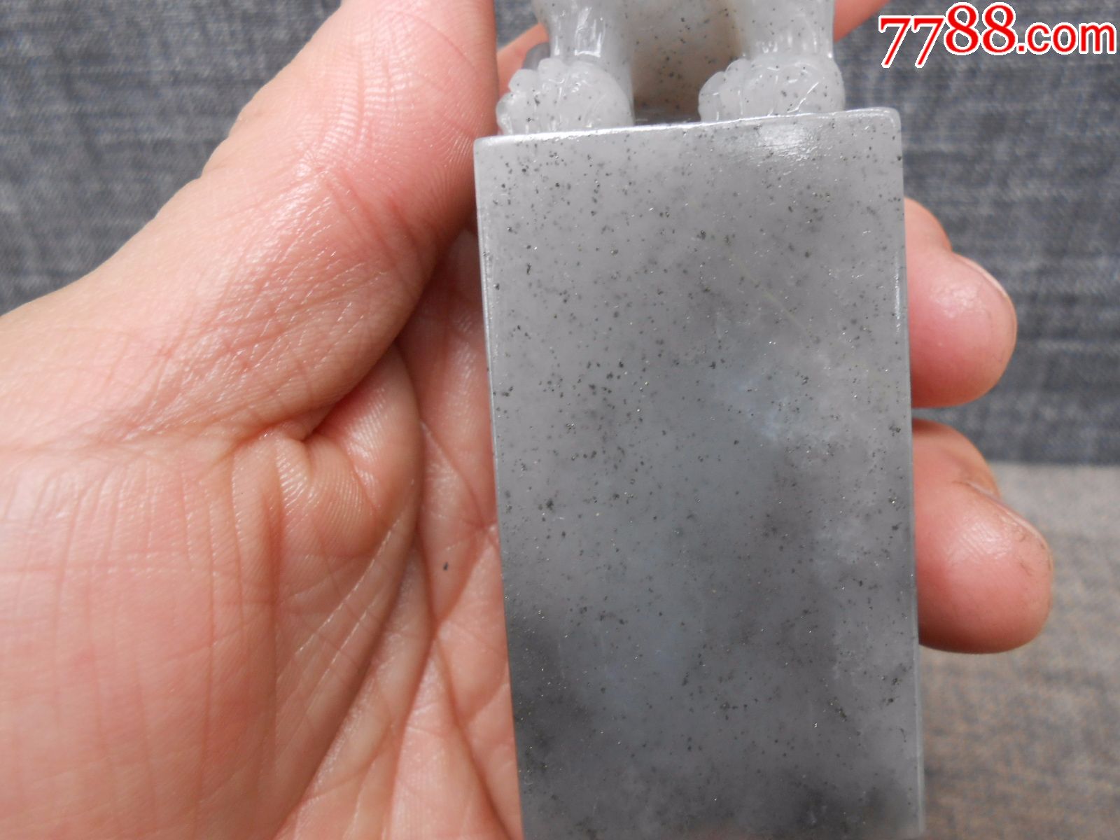 寿山虱卵坑头石钮头章