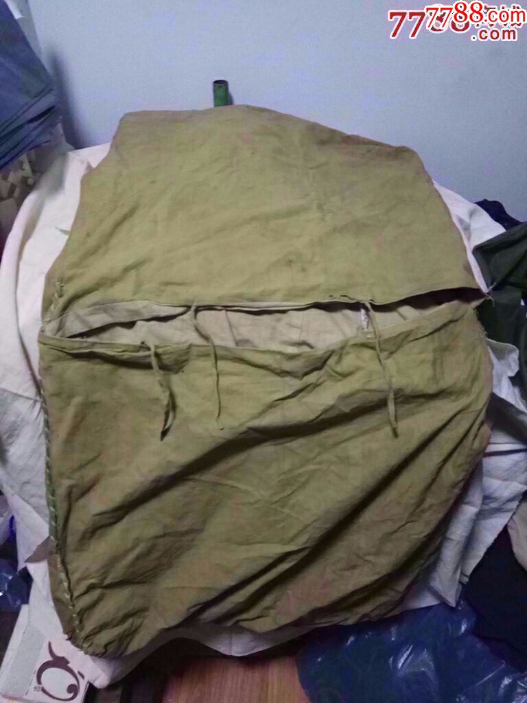 50年代平纹布黄色大挂兜----少见