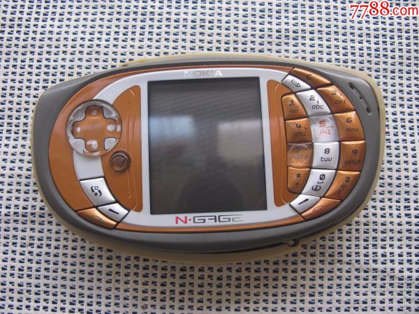 诺基亚ngageqd大陆行货无修理功能好经典游戏机成色不错