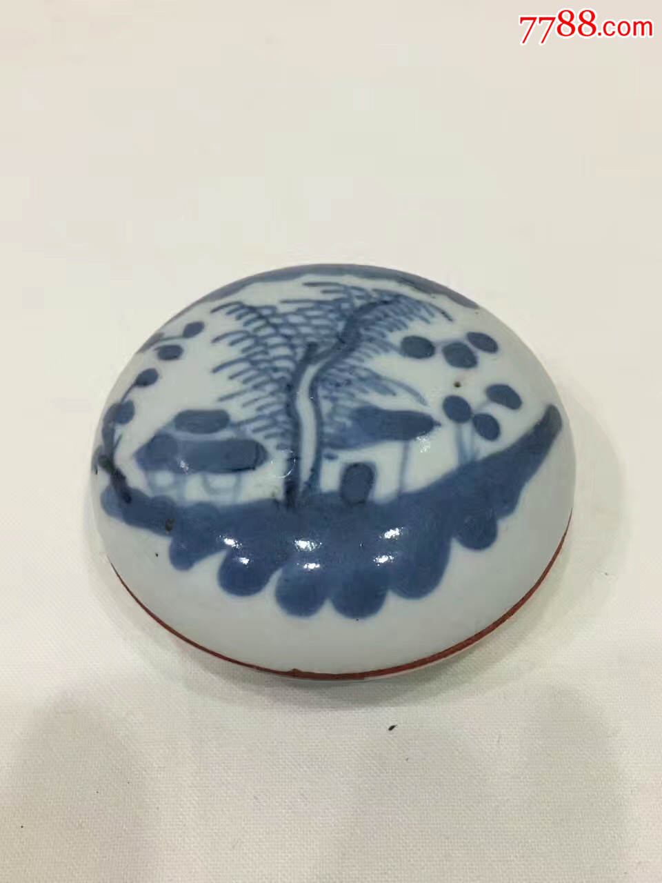 清代青花山水纹印泥盒