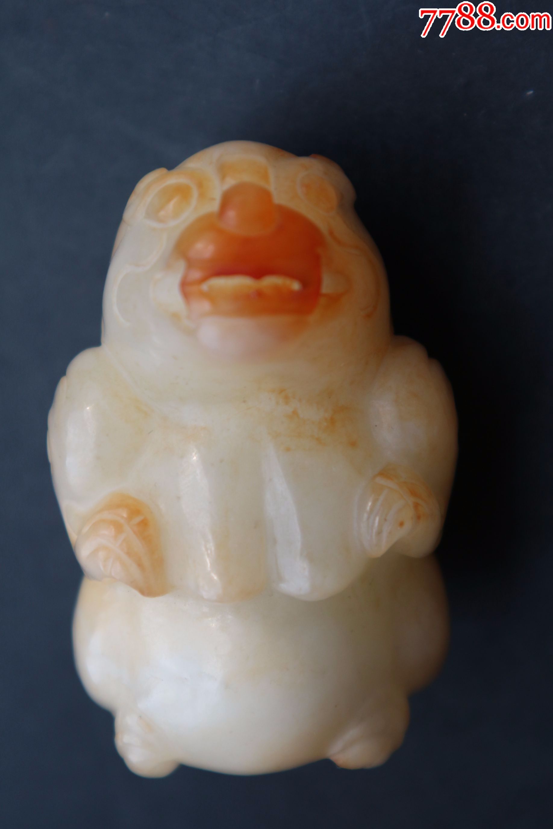 汉代白玉立熊手把件!