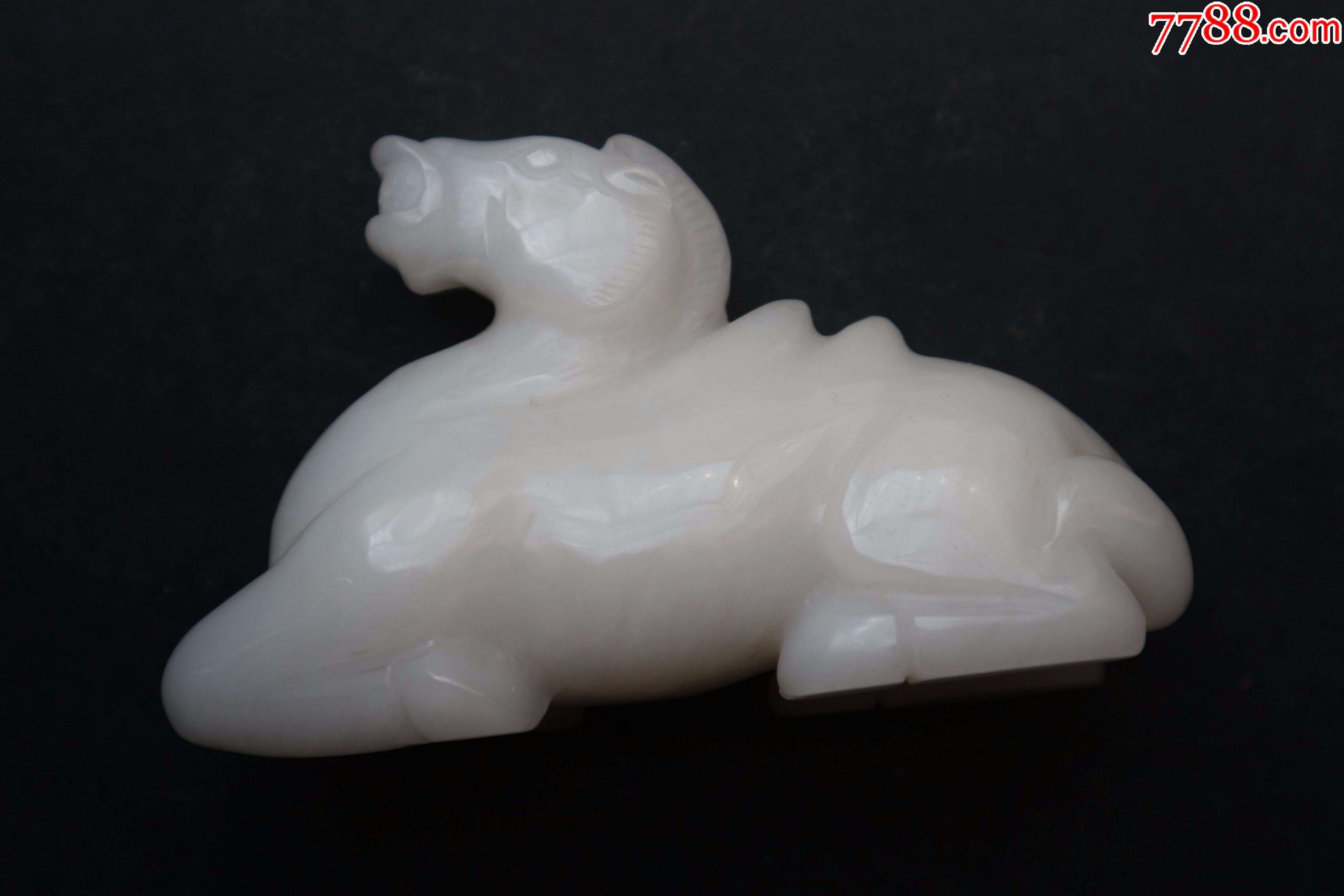 高古羊脂玉骆驼把件