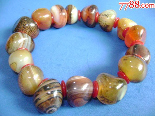 带水胆缠丝玛瑙手串