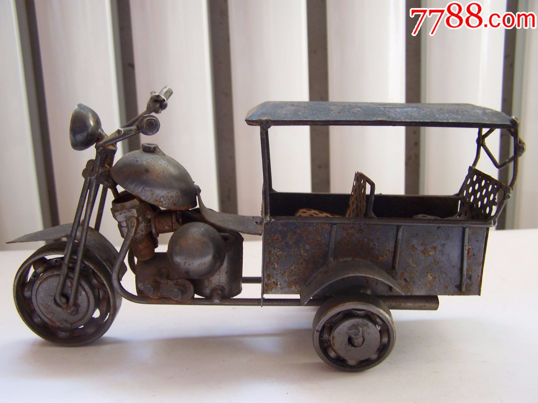 老式,铁皮手工车,完好,稀少,点图可放大
