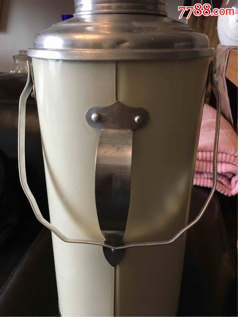 鹿牌二手铁皮暖壶老式暖壶老物件怀旧收藏影视道具可使用