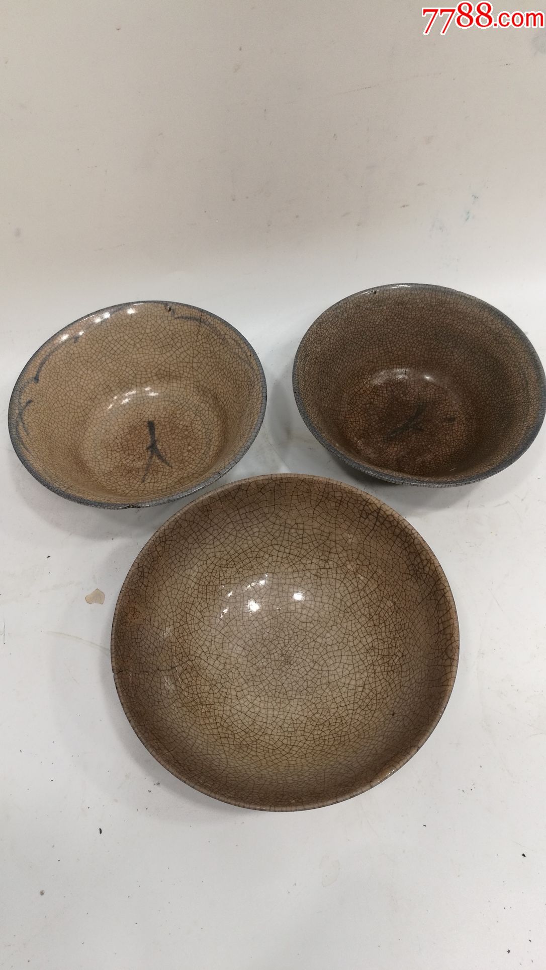 3个晚清哥釉碗