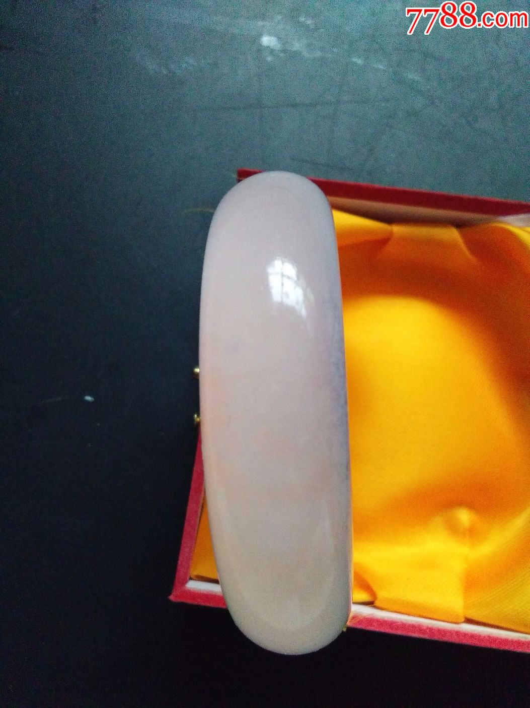 白东陵玉手镯,13565639230