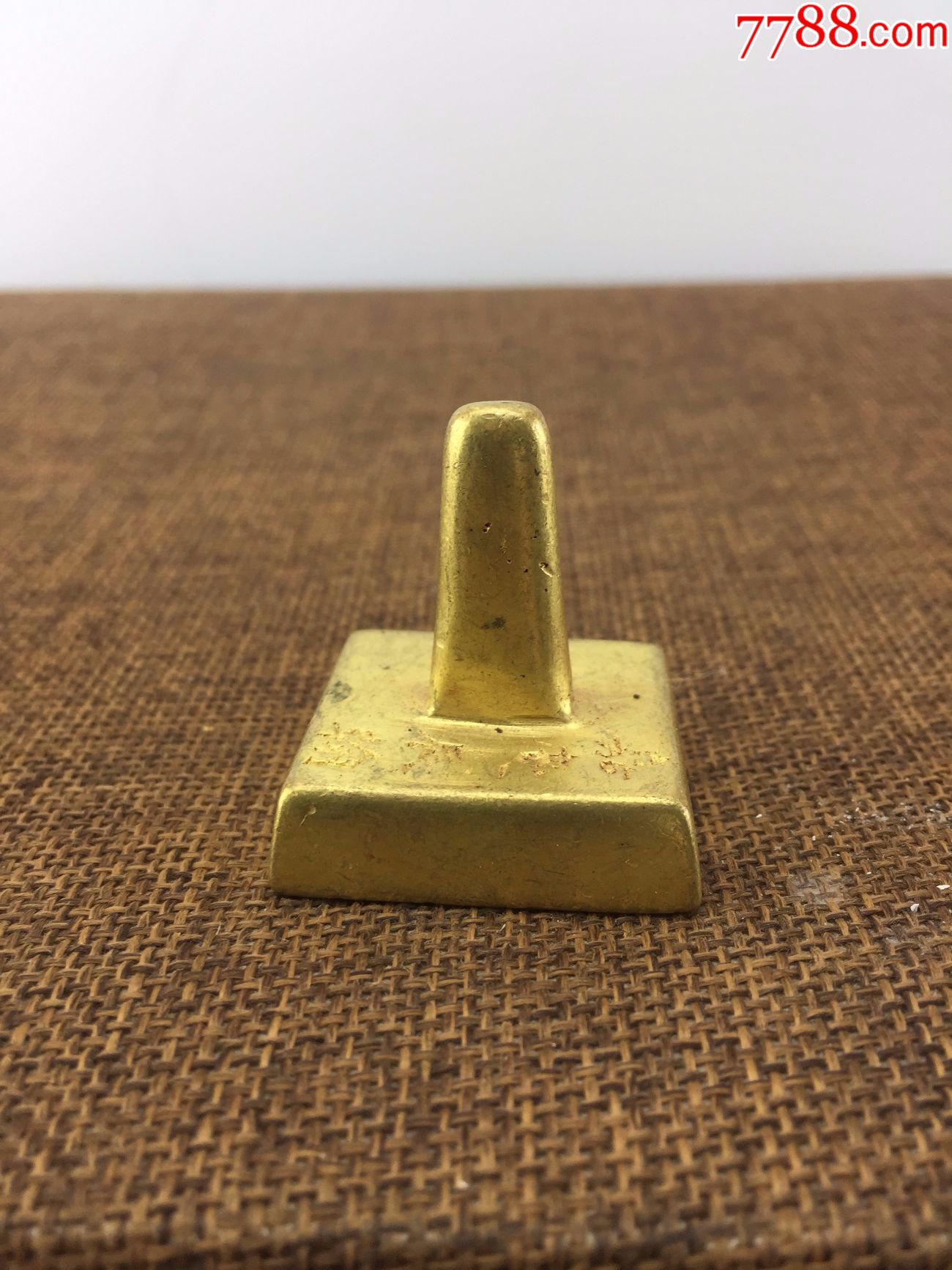 一块铜鎏金印章a2809