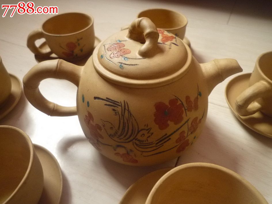 怀旧经典收藏石洪手刻陶中瑰宝花鸟图案茶壶一套