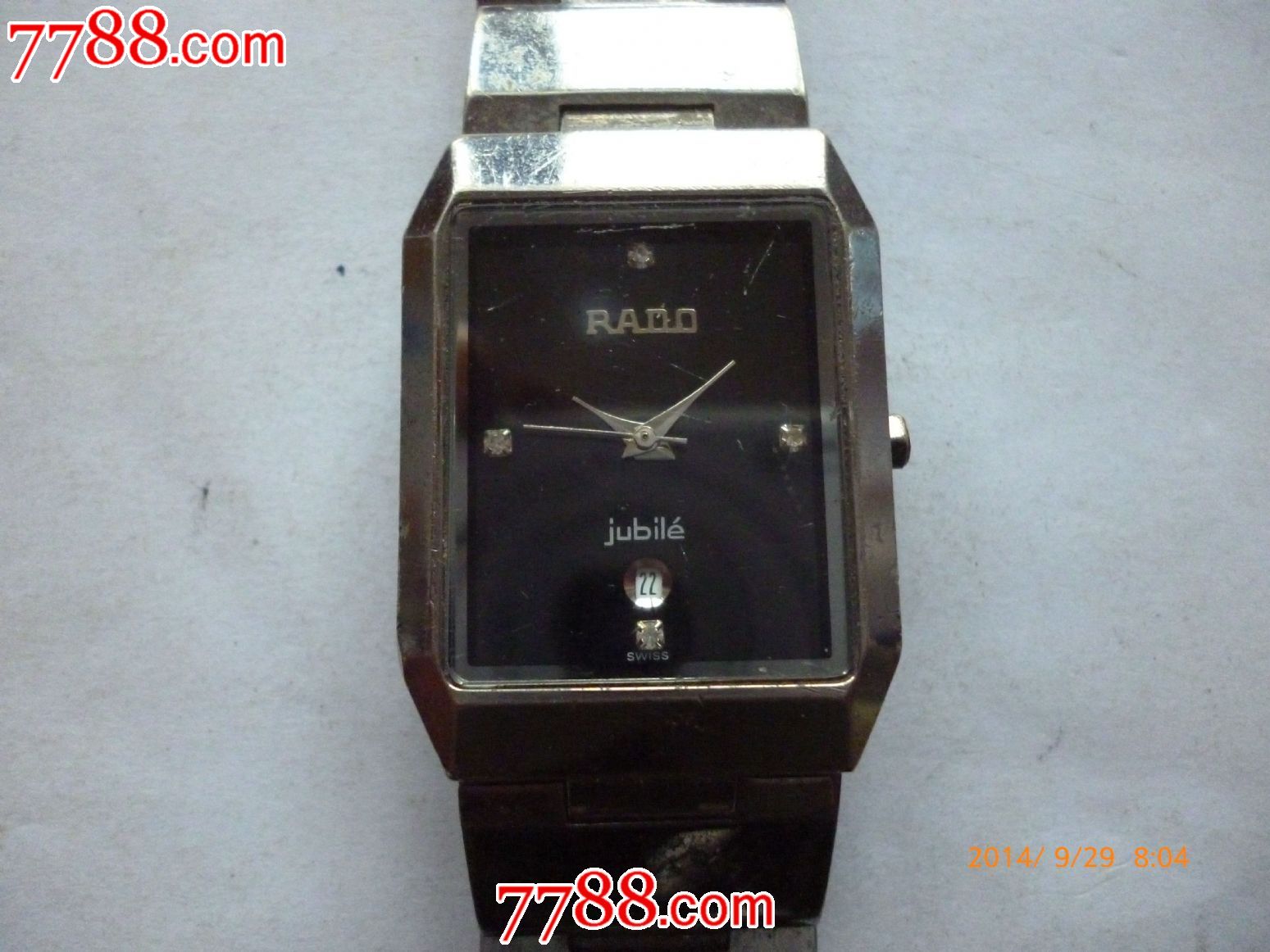 >>零售>> 手表/腕表 >>外国制造钨钢日历【雷达】男士古董老表!