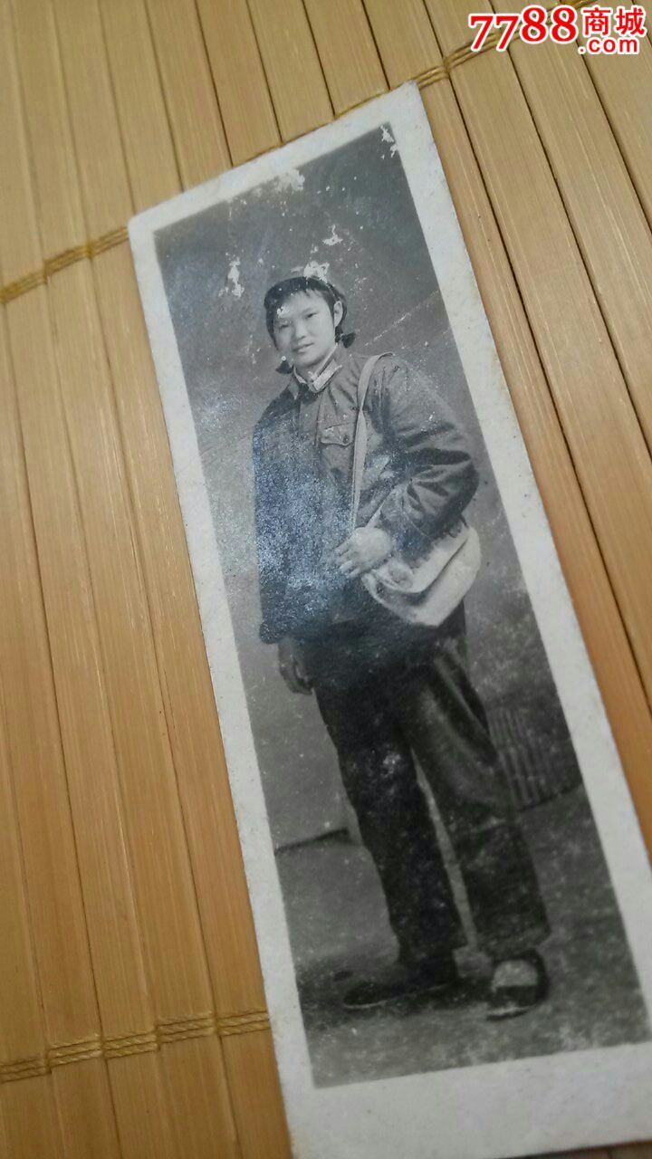 文革女兵照片(诚信经营欢迎进店参观),老照片,个人照片,文革(67-76)