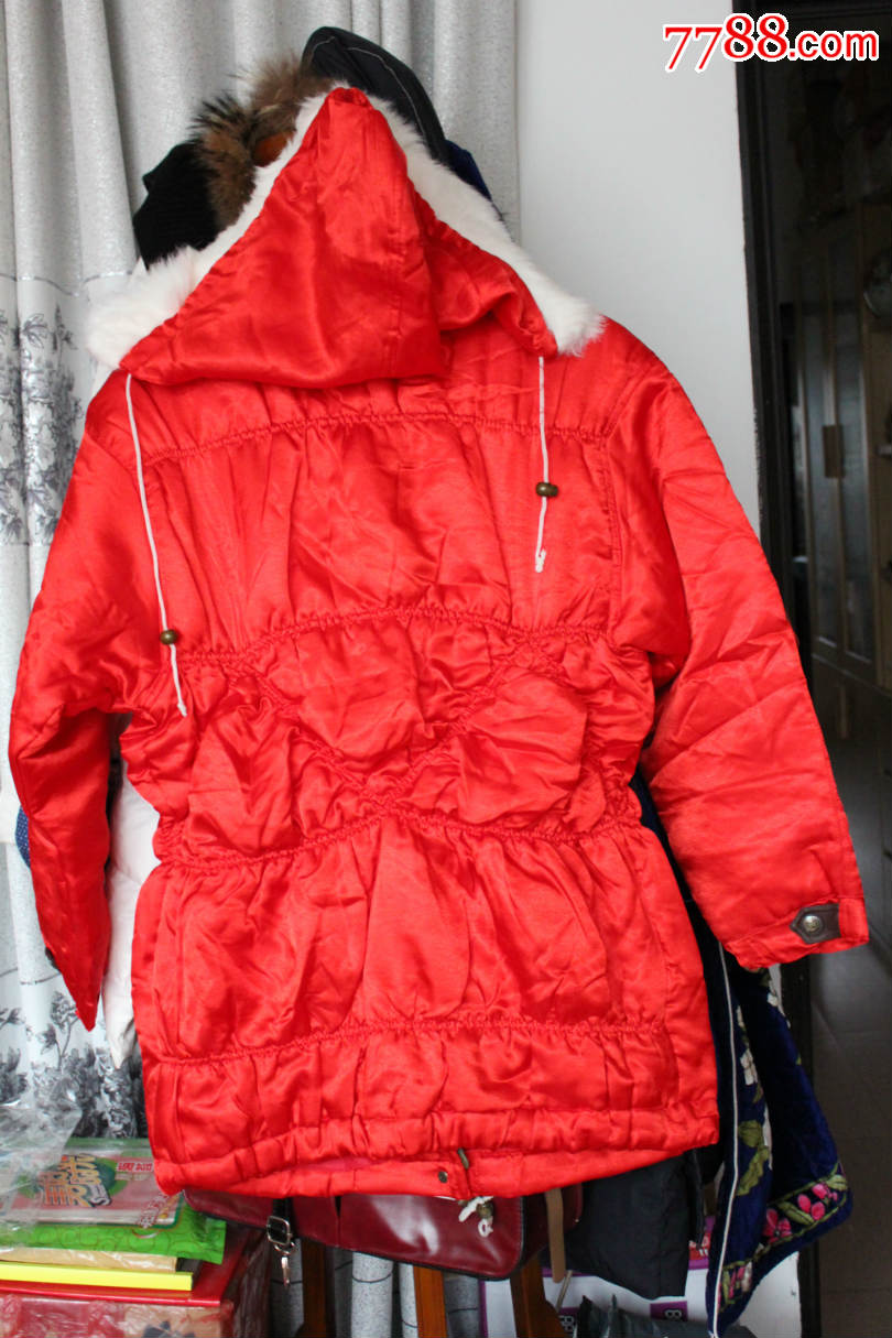 90年代初冬季女式红色棉衣最后二件清仓甩卖每件价