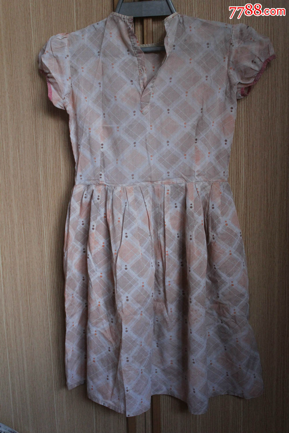 八十年代夏季女孩连衣裙