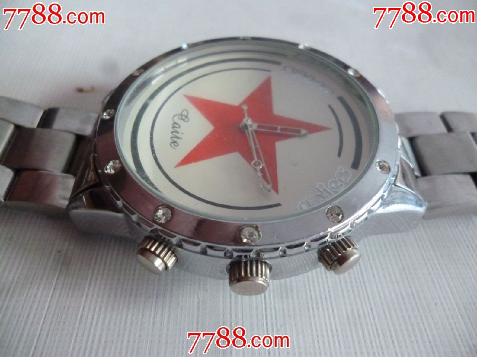 非常漂亮的美品!外国白烤漆盘【红五星】-【taite】男士石英军表!