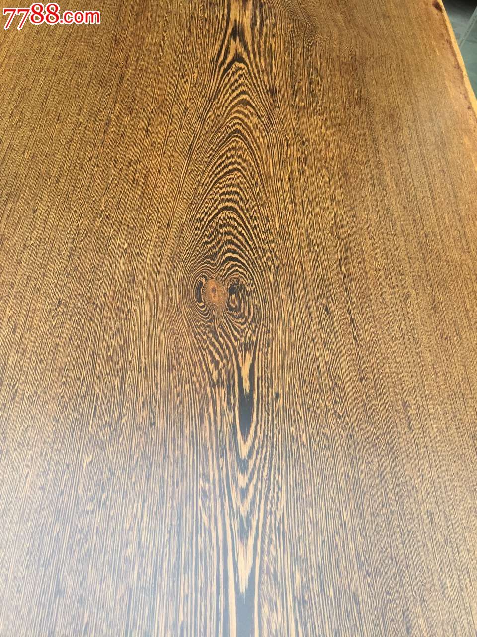 精品鸡翅木自然边纹路