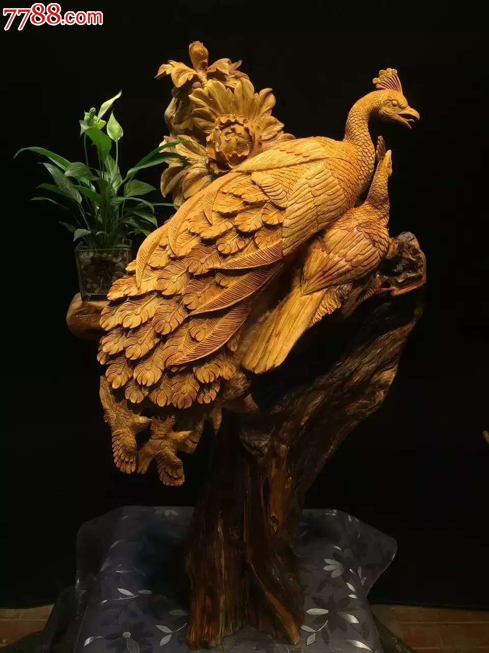 佛缘木雕孔雀开屏