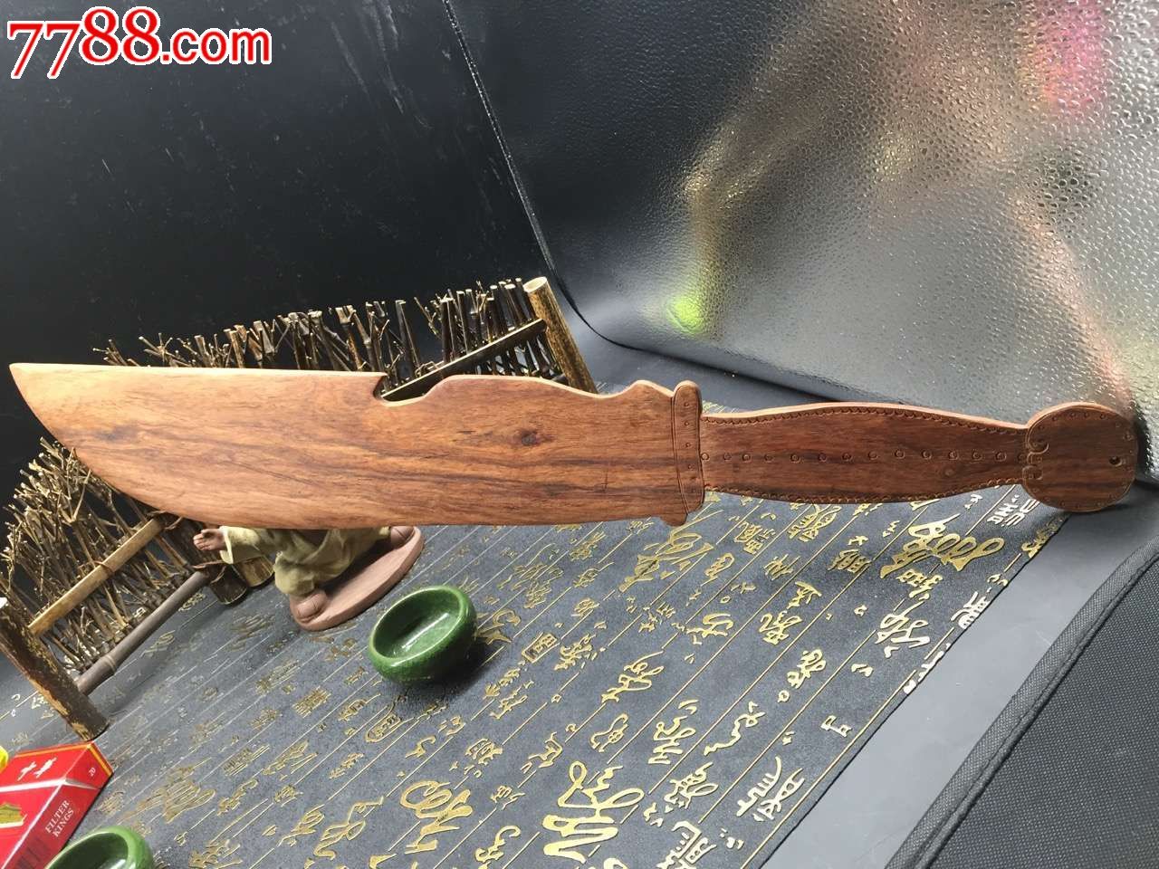 越南花梨倚天剑与屠龙