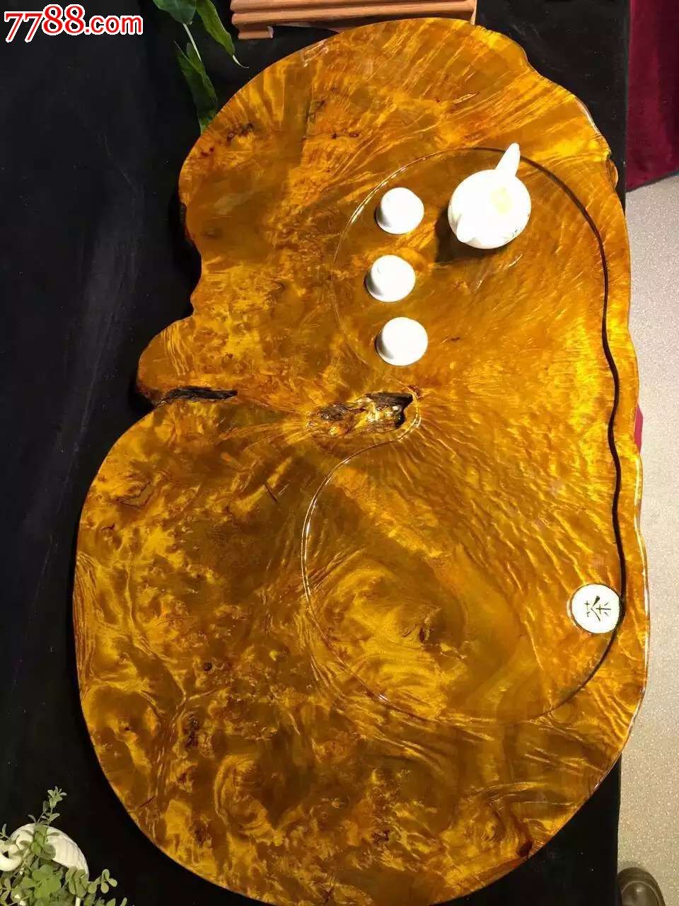 黄金樟龙胆纹茶盘纹理