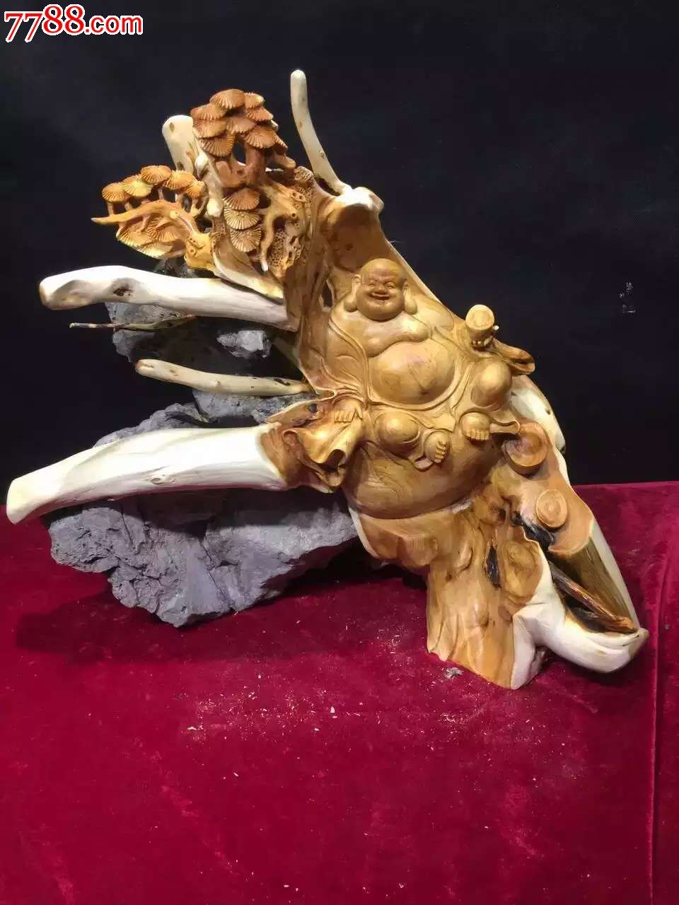 崖柏小精品招财弥勒根抱石