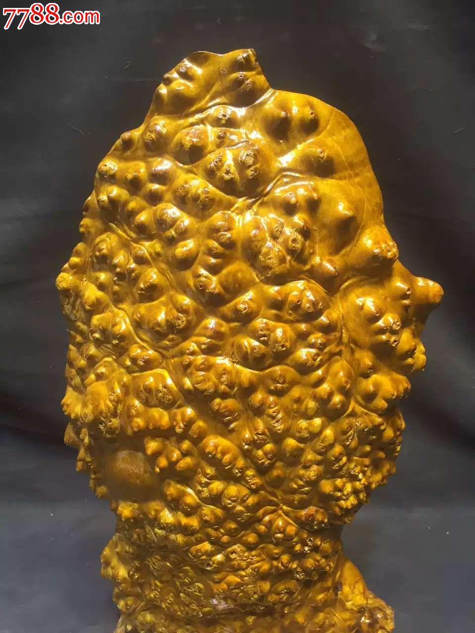 极品缅甸黄金樟摆件