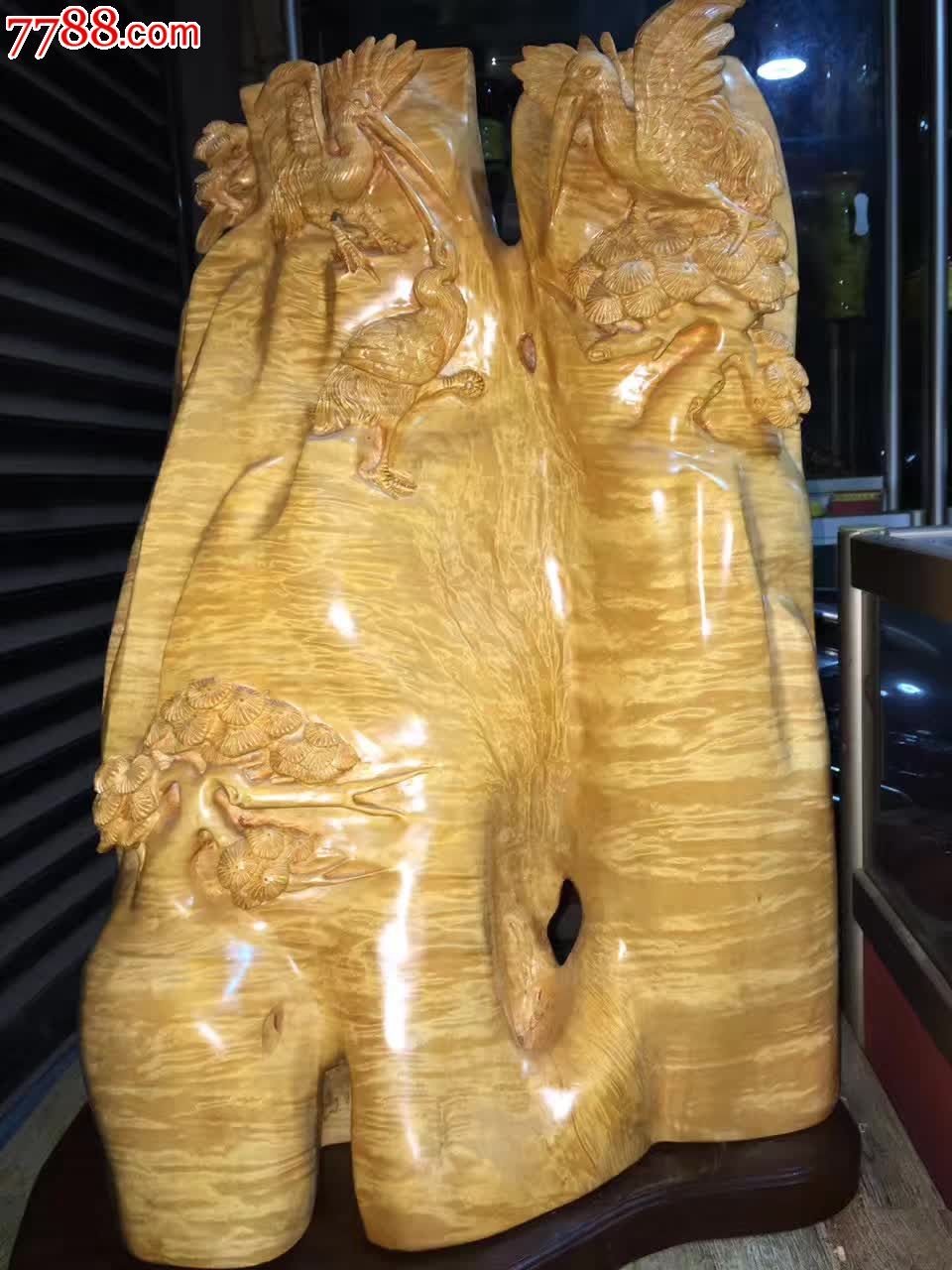 金丝楠木摆件满水波松