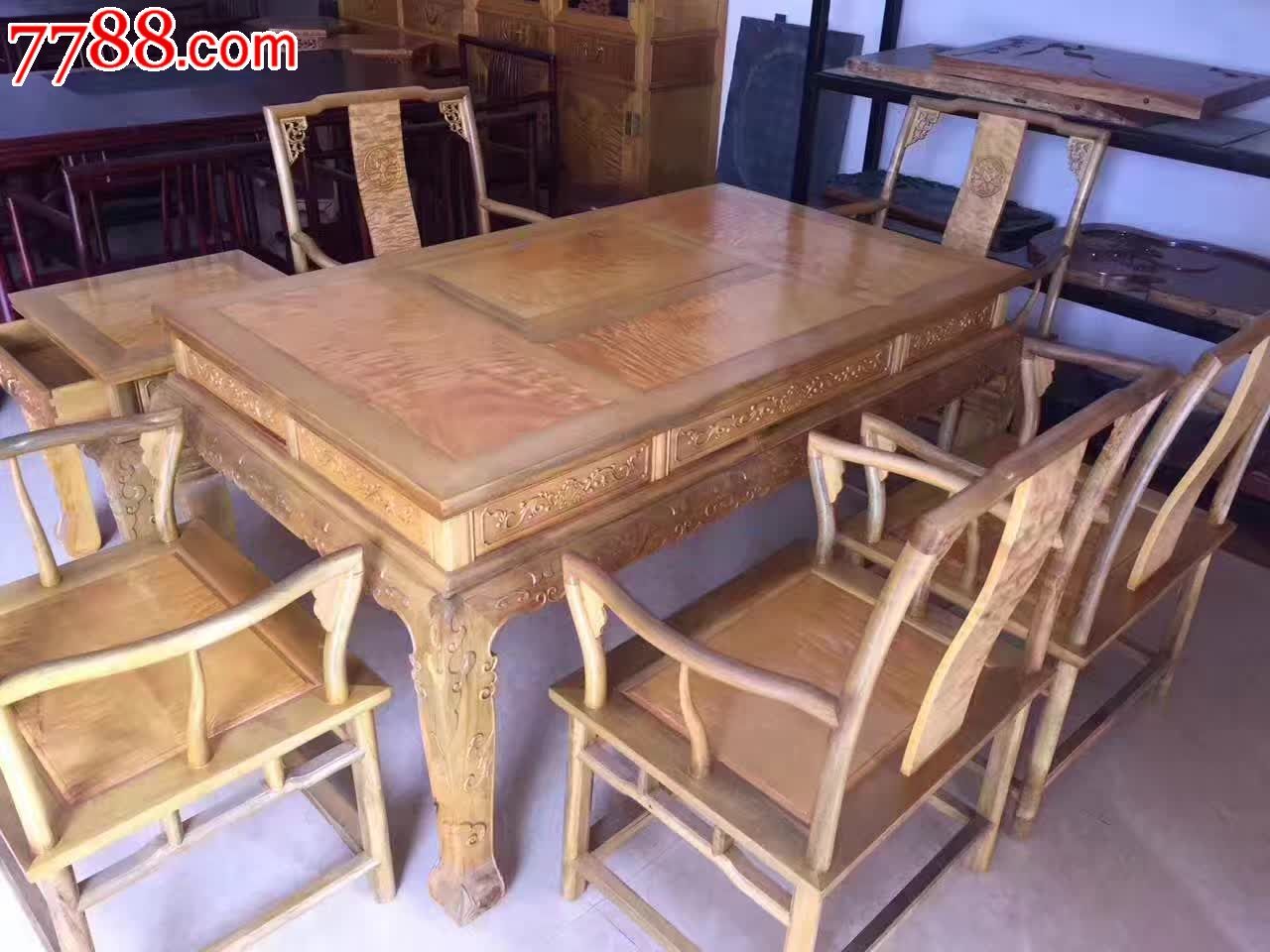 大叶楠木茶桌椅纹理好